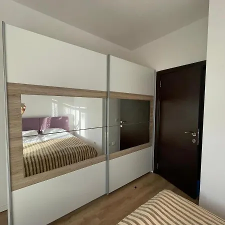Charming Comfortable At Cornelia Deluxe With Free Pool And * Razlog