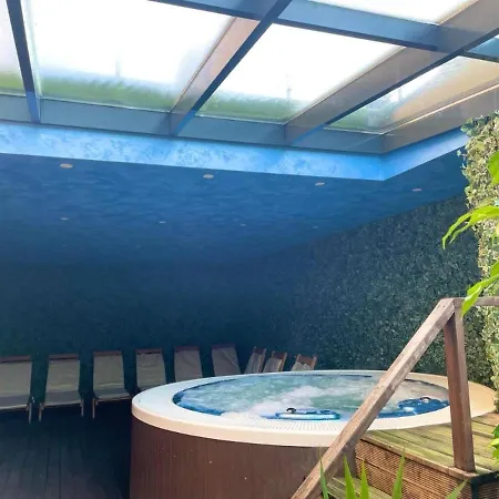 Charming Comfortable At Cornelia Deluxe With Free Pool And מלון דירות