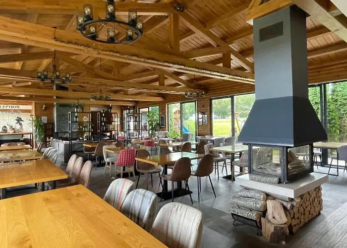 Charming Comfortable At Cornelia Deluxe With Free Pool And Aparthotel *