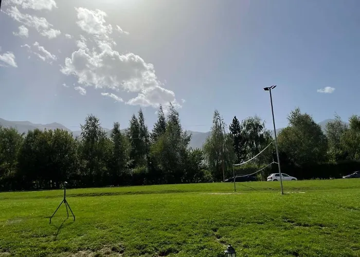 Charming Comfortable At Cornelia Deluxe With Free Pool And Razlog