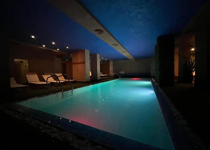 Charming Comfortable At Cornelia Deluxe With Free Pool And *